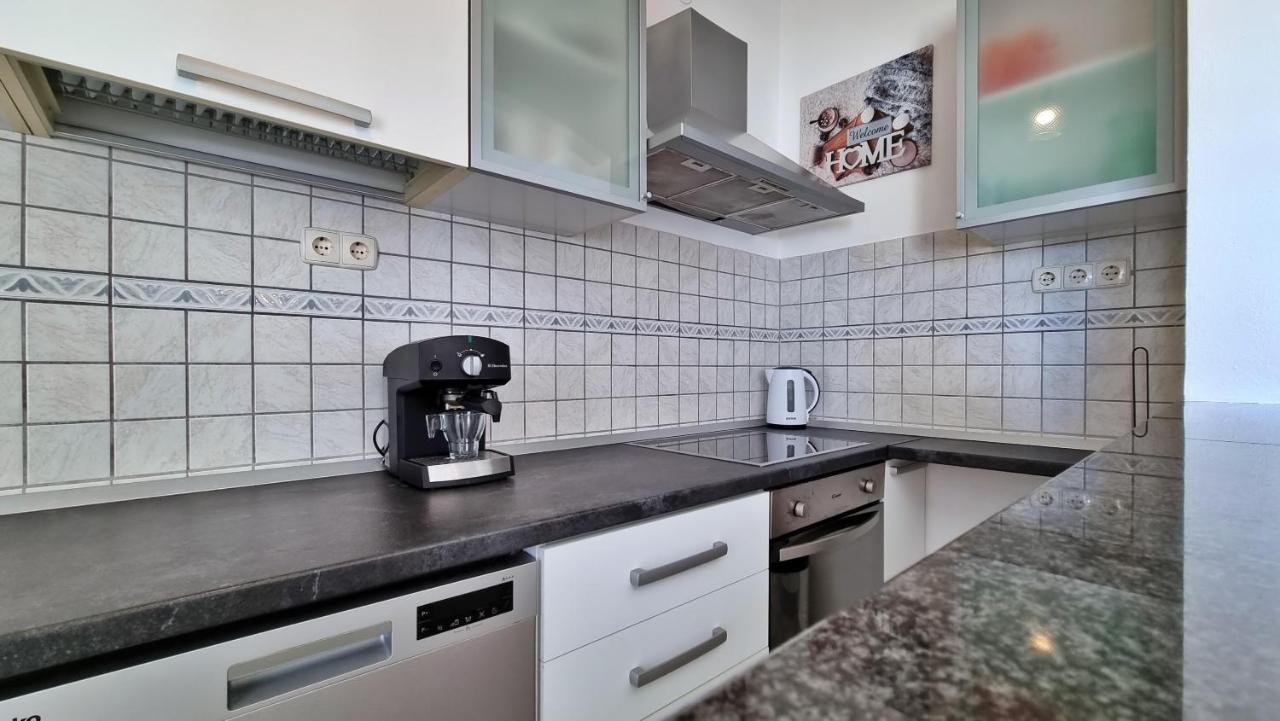 Apartments Slado Omiš Eksteriør billede