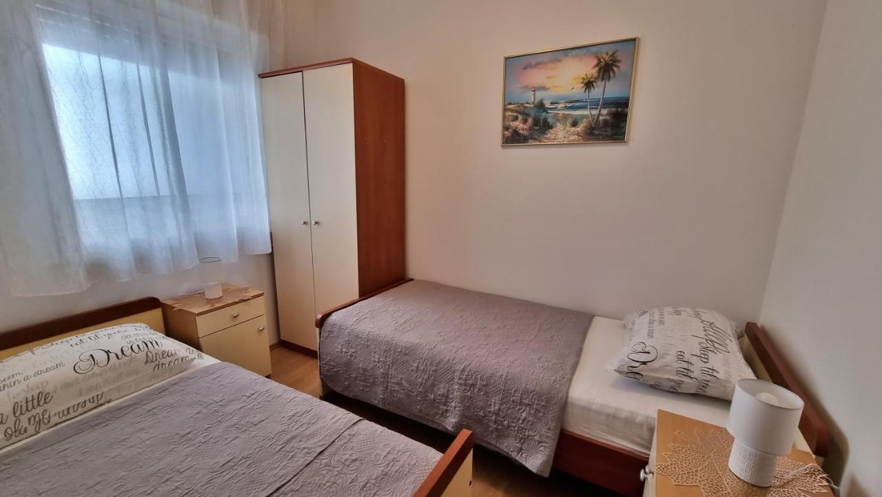 Apartments Slado Omiš Eksteriør billede