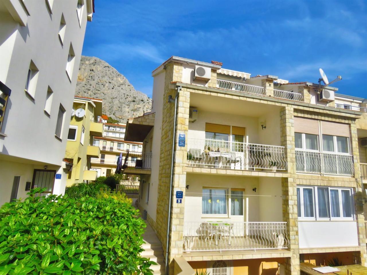 Apartments Slado Omiš Eksteriør billede