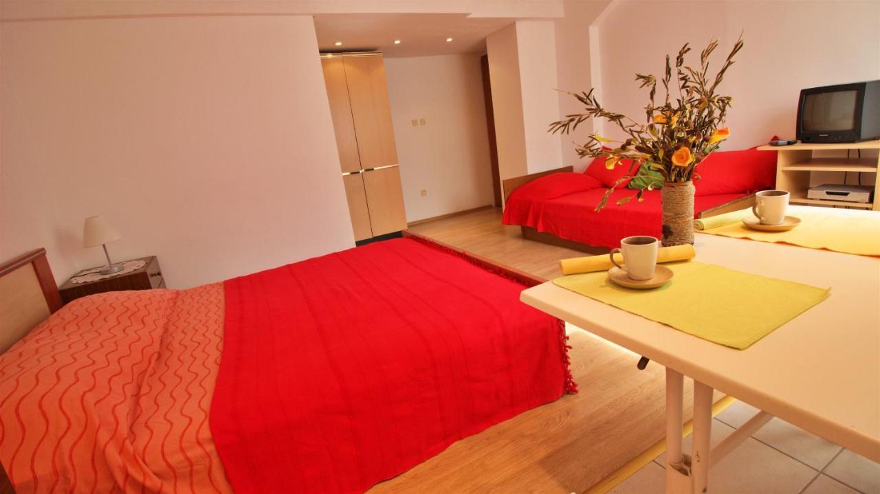 Apartments Slado Omiš Eksteriør billede