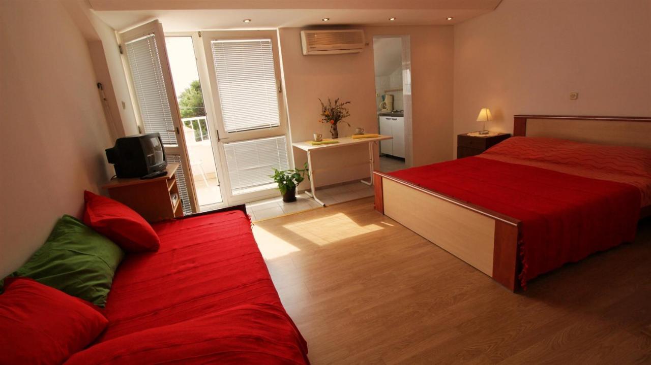 Apartments Slado Omiš Eksteriør billede