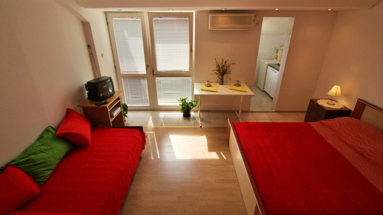 Apartments Slado Omiš Eksteriør billede